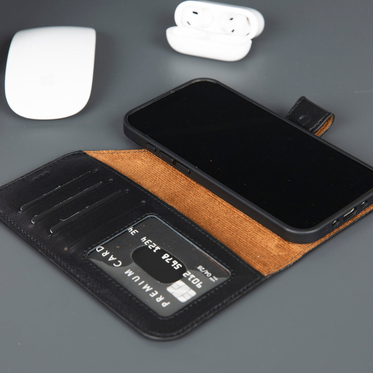 Casper iPhone 17 Air Leather Wallet Case – MagSafe Compatible